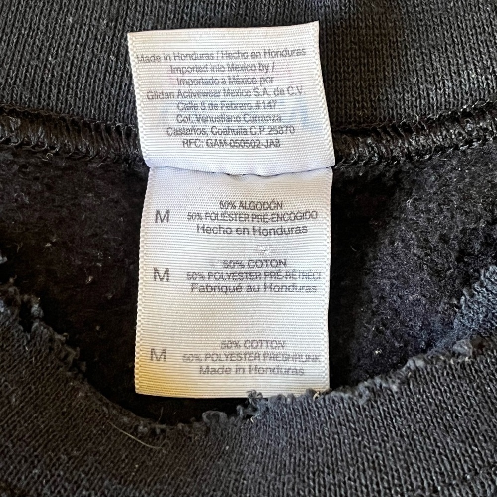 Guns N’ Roses Theatre Tour 1991 Sweatshirt M Black Pullover Crew Neck Distressed - Picture 8 of 10